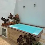 Casa Noah Нерха